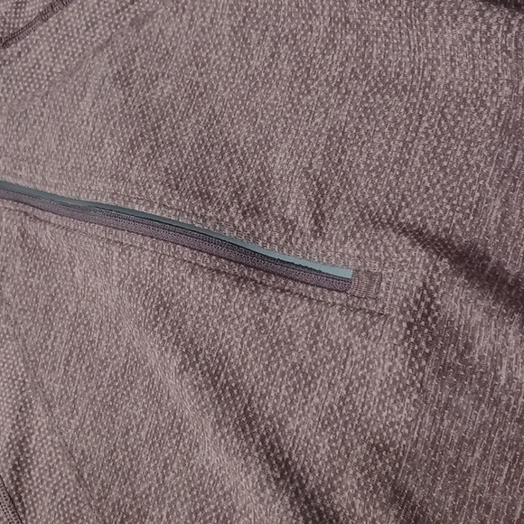 Lululemon Metal Vent Tech 1/2 Zip 2.0 - Picture 3 of 8